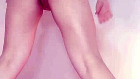 Madrastra Colombiana Masturba Su Vagina En Leggings