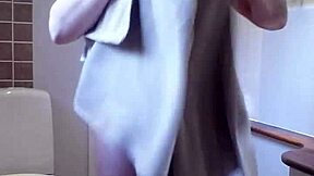 Chris Showers Solo In Bath!