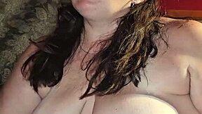 i orgasming and cumming on my foots while fisting pussy