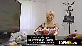 Hungarian bimbo owned on desk in pussy lick