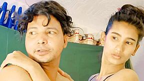 Teen 18+s take turns fucking in ffm threesome