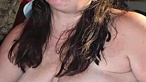 i orgasming and cumming on my foots while fisting pussy