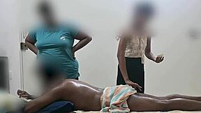 스파에서 해피엔딩 마사지가 재미있어져