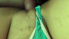 Gozando na buceta da esposa 😍, que delicia esse momento caseiro!