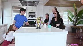 Milf Deepthroats And Gets Anal Fucked Hard.