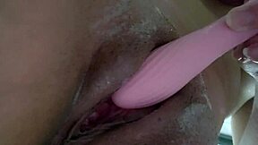 My First Squirting Orgasm That Rocks