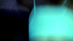 מרגיש תשוקה כשדזיון וטפריה מזיינים עם ציצים גדולים