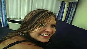 Vanessa Lynn Craves Huge Amateur Meat Now