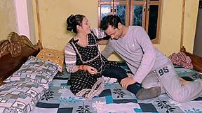 Hot babe spills secrets about mommy for intense bedroom pleasure