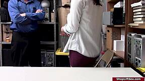 Officer deepthroats teen 18+ for stolen phones