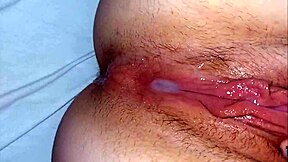 Espectacular cumshot en la vagina argentina de azulhad4