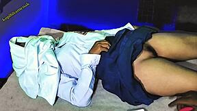 guru sltp gets siswi to try new vibrator today