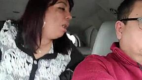 Hej, jebana v zadnjem sedežu od neznanca, medtem ko moj ljubi vozi