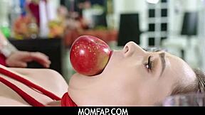 Stepdaughter Aften Opal and Alix Lynx in Taboo Turkey Fetish