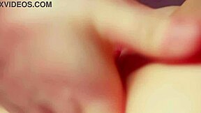 damn, check this hot amateur pussy licking up close!