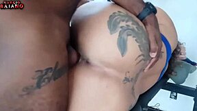 Enquanto Eu Malho Ela Quer Sexo Mulher Safada So Pensa Em Fuder