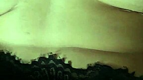 Viral video of mature latina masturbating with dildo