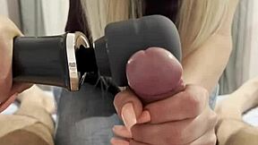 stepsister help me cum