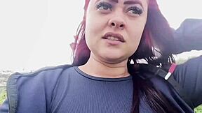 Novinho fucks rabuda bent over on public beach in front of everyone