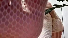 Fetish Feet Mistress Elza Koms Dominates with Wet Charm