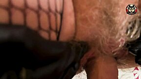 Blowjob And Hairy Pussy Fuck In Ultra Close-Up