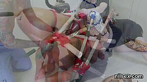 Remaja genit 18+ dibawa ke asilum pantat untuk terapi brutal?