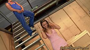 Пикаяната курва язди в гламурозна хардкор сцена