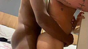 Laryssa Castelli Geçiş Öncesi 26cm Siyah Sik Alıyor