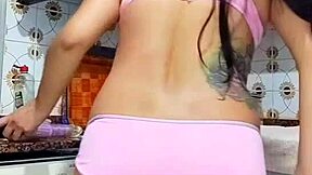 Blues with her small waist and big ass using toys for you