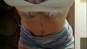 Tanned redhead with big ass returns sexier?