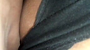 Pretty Shaved Tight Pussy Creampied Wet By Amateur