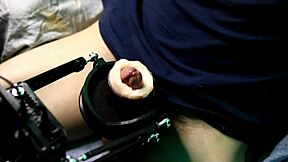 Beautiful bodybuilder uses a super masturbation machine, moaning powerfully in close up.