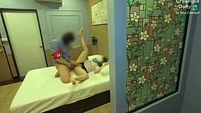 طالبة تتسلل إلى المهجع لدور لقذف داخلي