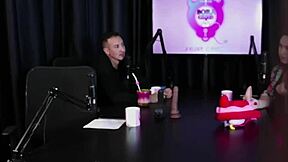 Marina Karam and Bruna Carlos in a Bora Cast episode