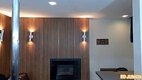 Fudendo uma india sem camisinha depois da balada completo no red e no sheer