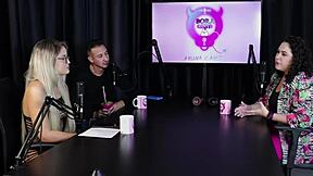 Marina Karam and Bruna Carlos in a Bora Cast episode