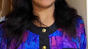 Pooja bhabhi gets horny and fucked by small devar