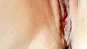 chrissybee playing with her throbbing wet pussy