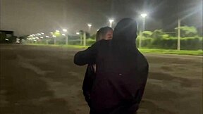 esposa com outro na frente do corno dando gostoso em via publica. leva ele pro cafofo e inicia sessao de esfregar ate o amigo bota tudo.