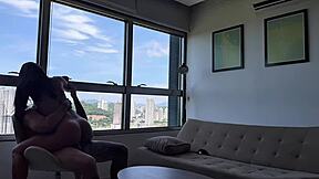 sonhei que estava gozando e acordei fudendo gotosinho de frente ao mar