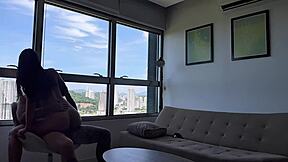 sonhei que estava gozando e acordei fudendo gotosinho de frente ao mar