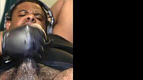 Chubby gamer goes solo with intense close-up handjob