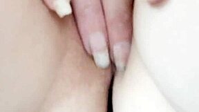 chrissybee playing with her throbbing wet pussy