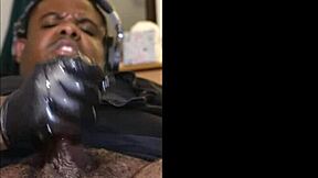 Chubby gamer goes solo with intense close-up handjob