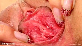 solo masturbation with mya gonzo style on give me pink