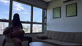 sonhei que estava gozando e acordei fudendo gotosinho de frente ao mar