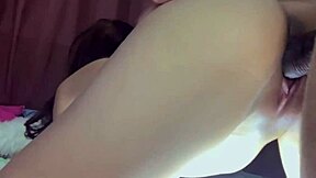 neg�o do pau grande socou forte na minha buceta e gozou na minha boca