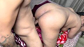 Știai că băiatul a făcut-o pe sora cumnatului vecin prietena lui pentru prima dată?