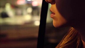 Geile blondine cheatet met grote zwarte pik!