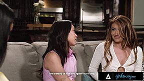 queenie sateen licking kimmy and adria rough